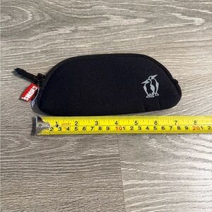 Chums Original Penguin Black Neoprene Toiletry / Accessory / Sunglasses Pouch